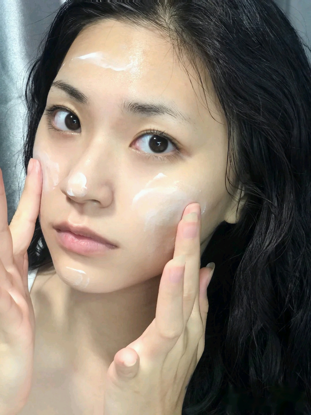 有哪些面霜美白还抗老？欧莱雅抗初老，OLAY美白，颐莲亮肤