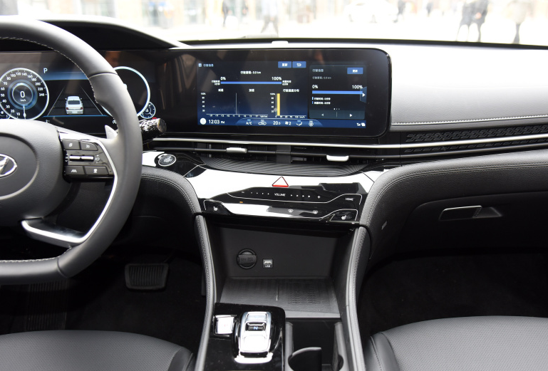 ix35走出V型反转，伊兰特月均破万，现代汽车是否该偷着乐？