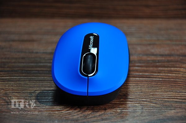 微软无线便携蓝牙鼠标3600开箱及简单上手体验