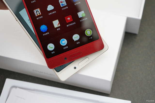 坚果3评测：轻薄长续航全面屏 售价1299元起