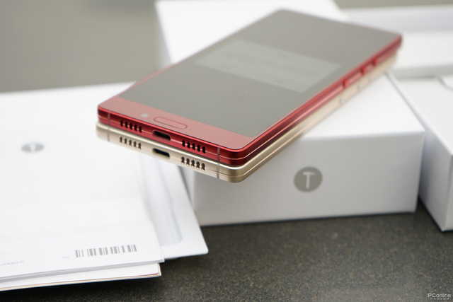 坚果3评测：轻薄长续航全面屏 售价1299元起