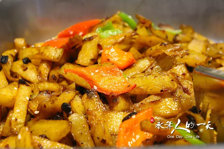 四年素食生活，80后小伙儿开创与众不同的事业｜永年人的一天51期