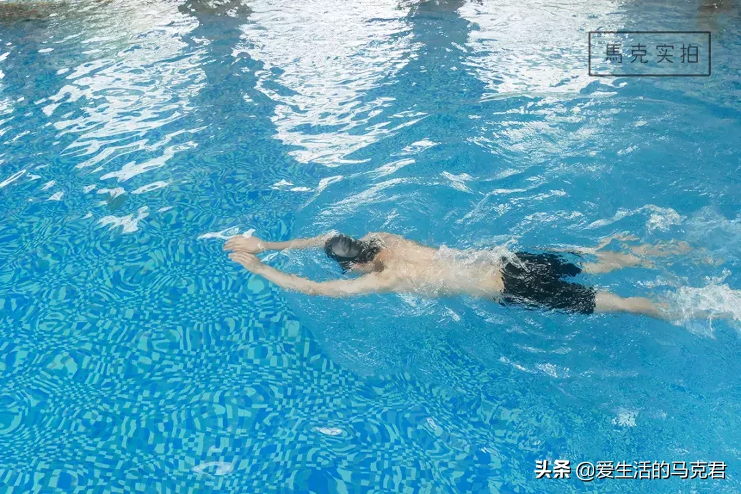 7款泳镜实测，迪卡侬竟然混得最差？