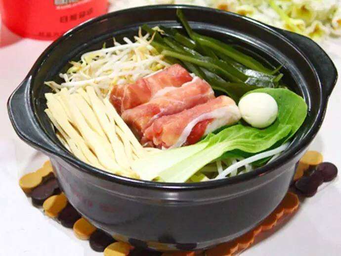 过桥米线加盟注意事项：考察品牌实力，是创业的第一步