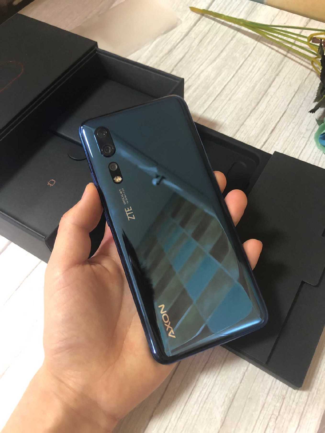 现在值得推荐的几款热销手机！日常使用完全没问题