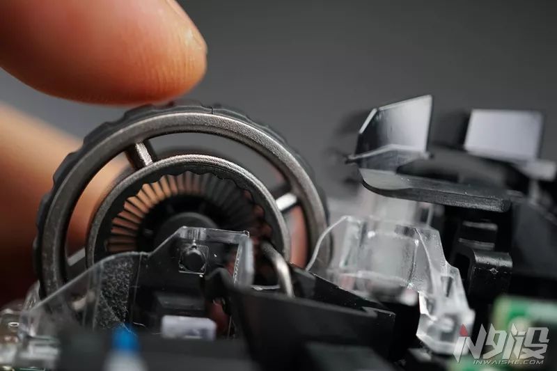 罗技G502 LIGHTSPEED无线游戏鼠标拆解分享