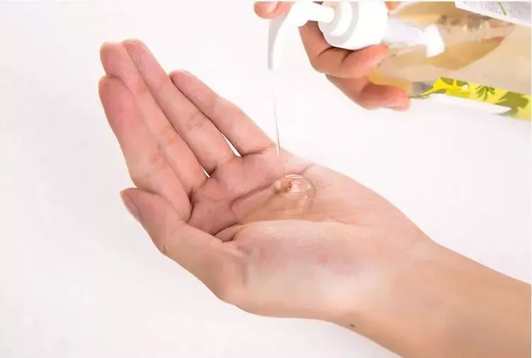 澎湃好物 | 一瓶含有迷迭香的洗发水，有多好用？