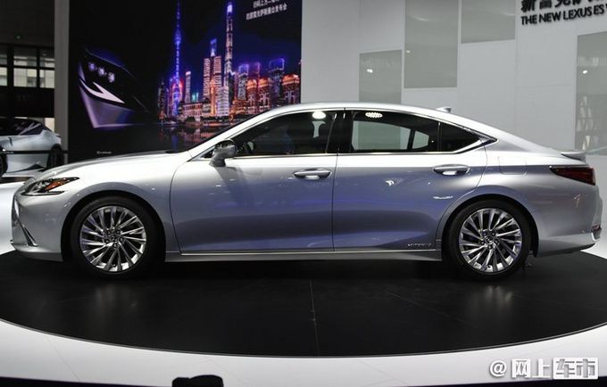 雷克萨斯新款ES正式上市！售价29.49-48.49万元，最高涨7900元