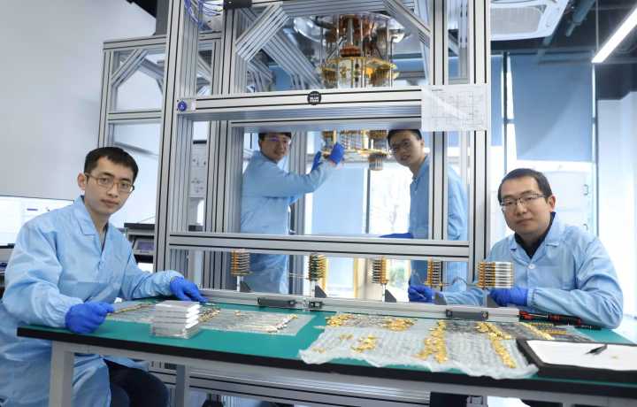 浙大发布两款超导量子芯片 关键指标实现新突破