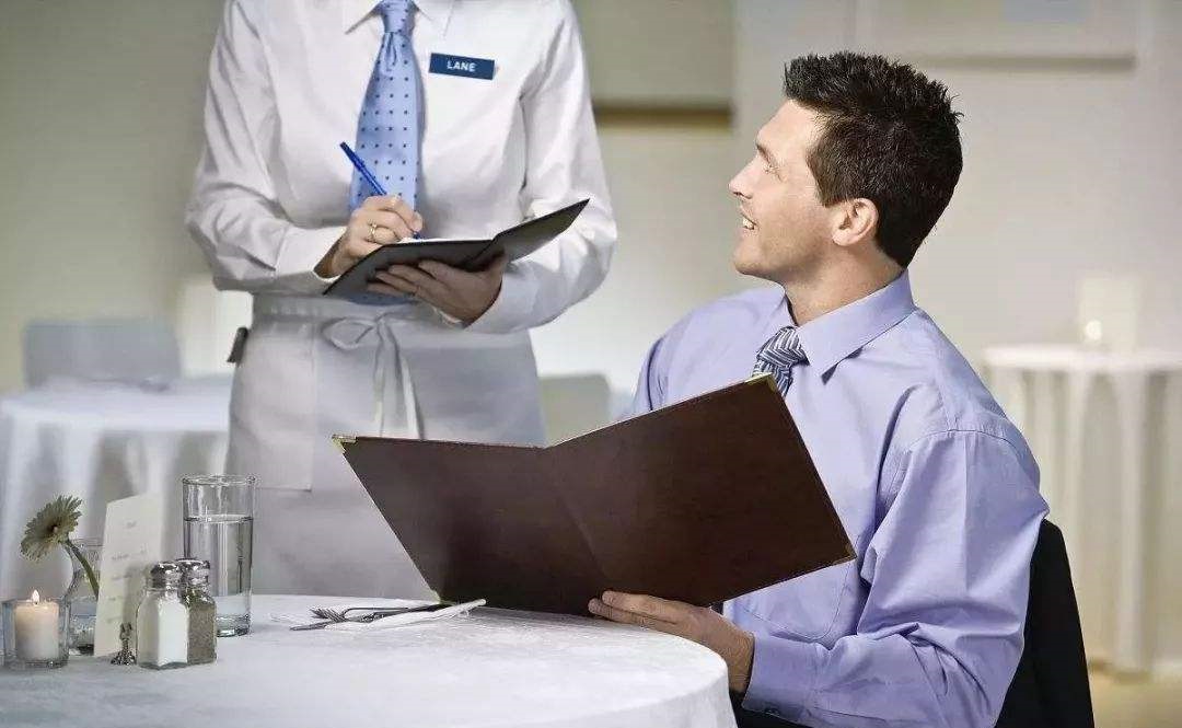 为什么你的餐厅没生意，而别人却天天客流爆满？餐饮经营有诀窍