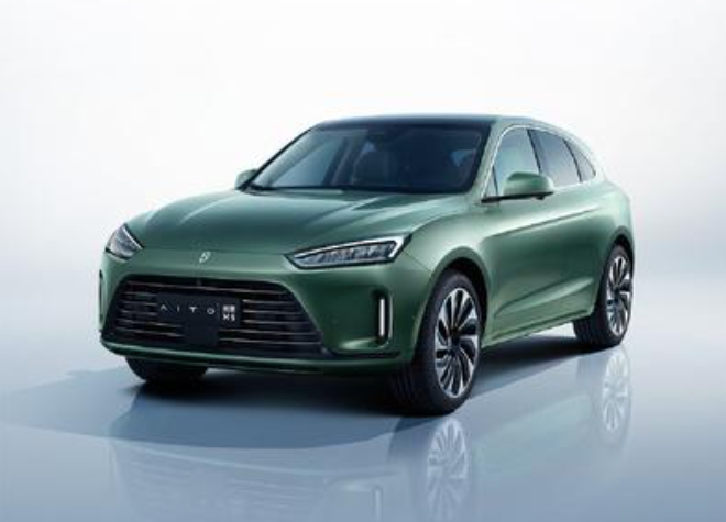 续航超1200公里 华为首款鸿蒙汽车AITO问界M5发布 预售25万元起