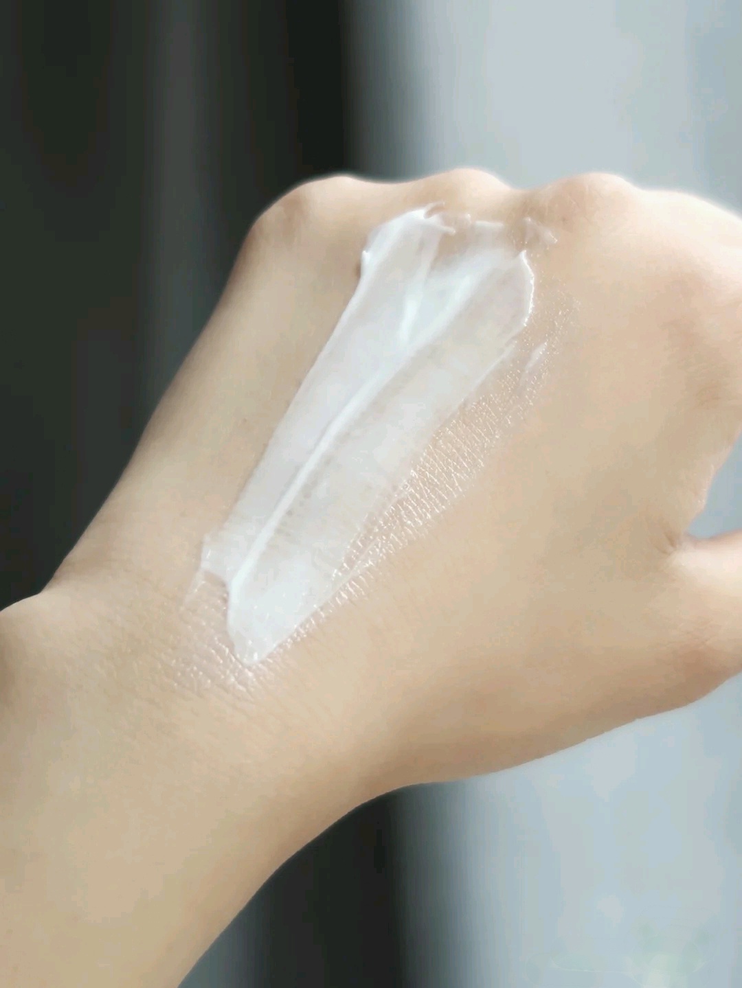 有哪些面霜美白还抗老？欧莱雅抗初老，OLAY美白，颐莲亮肤