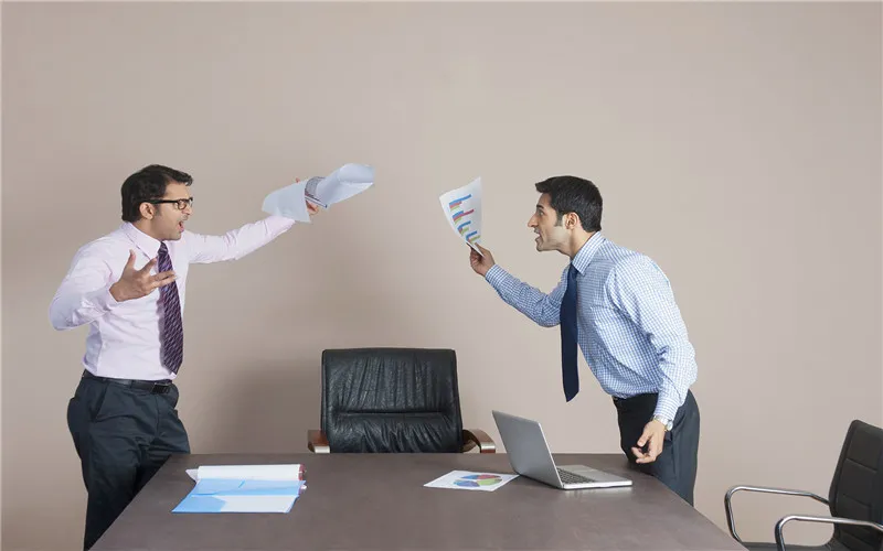 当前社会上的负债者，为什么许多人不怕被起诉呢？原因很简单