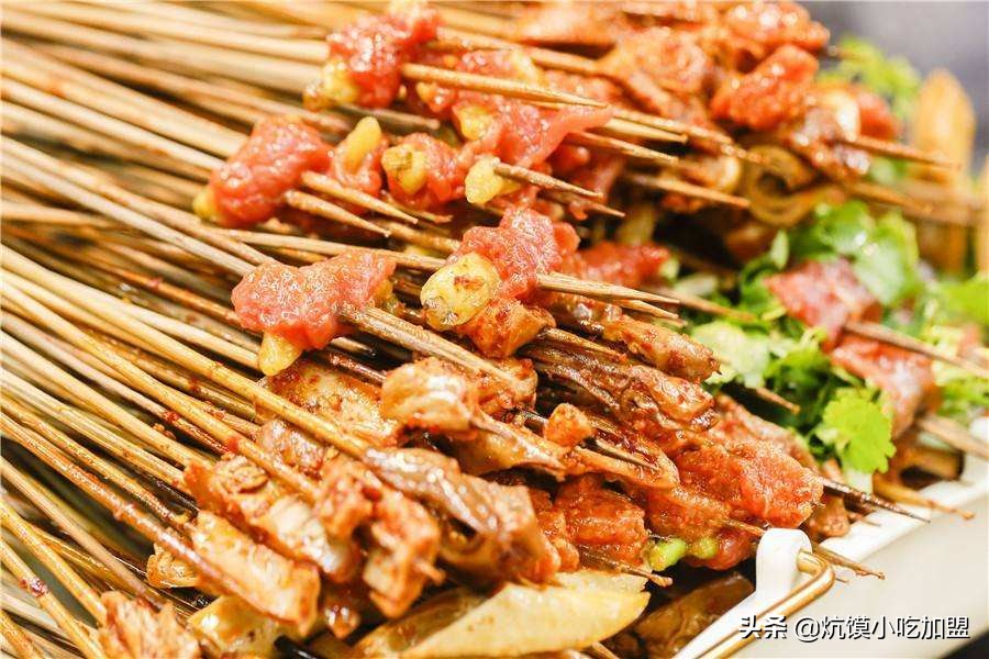 加盟串串香竞争大吗？几块钱的生意，里面学问可大了