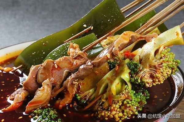 加盟串串香竞争大吗？几块钱的生意，里面学问可大了