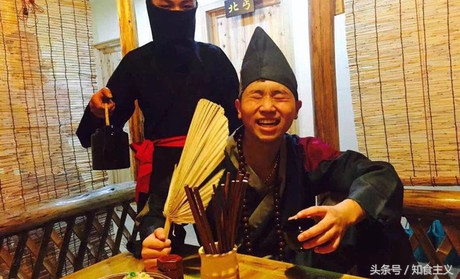 霸都合肥美食之武侠主题特色餐饮“风波庄酒家”