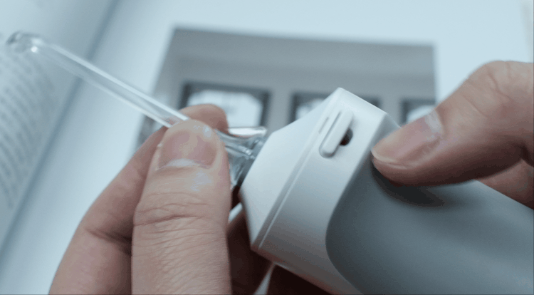 牙齿护理健康冲牙器用品真的好用吗？松下小白塔EW1511冲牙器评测