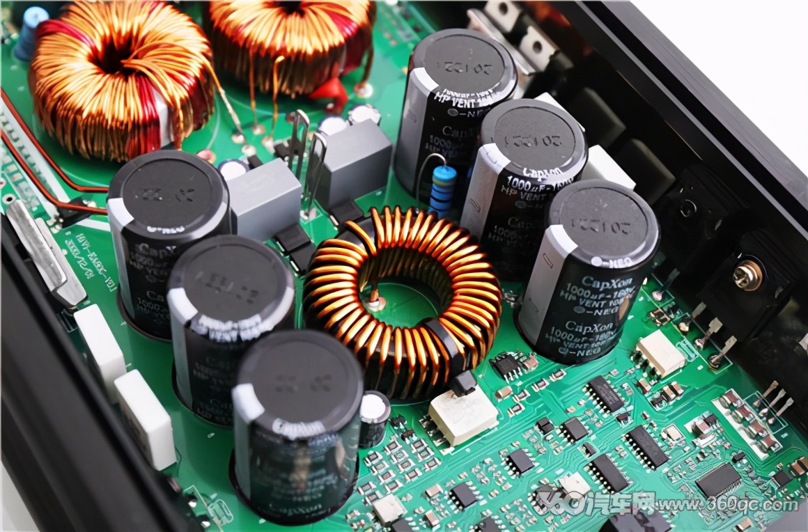 HiVi-Swans惠威EA-800单声道功放 小体积易安装给低音添把火