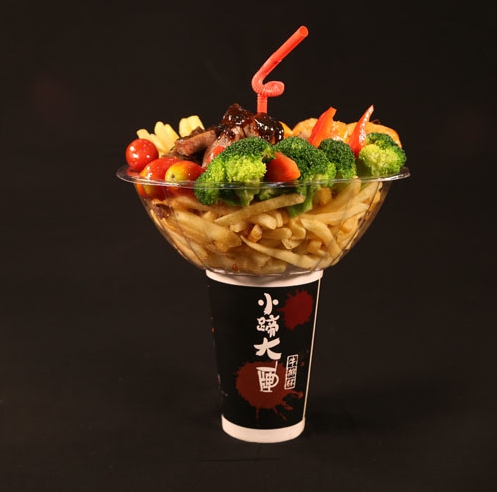 小蹄大牌牛排杯多种美味随便吃 不怕你挑剔