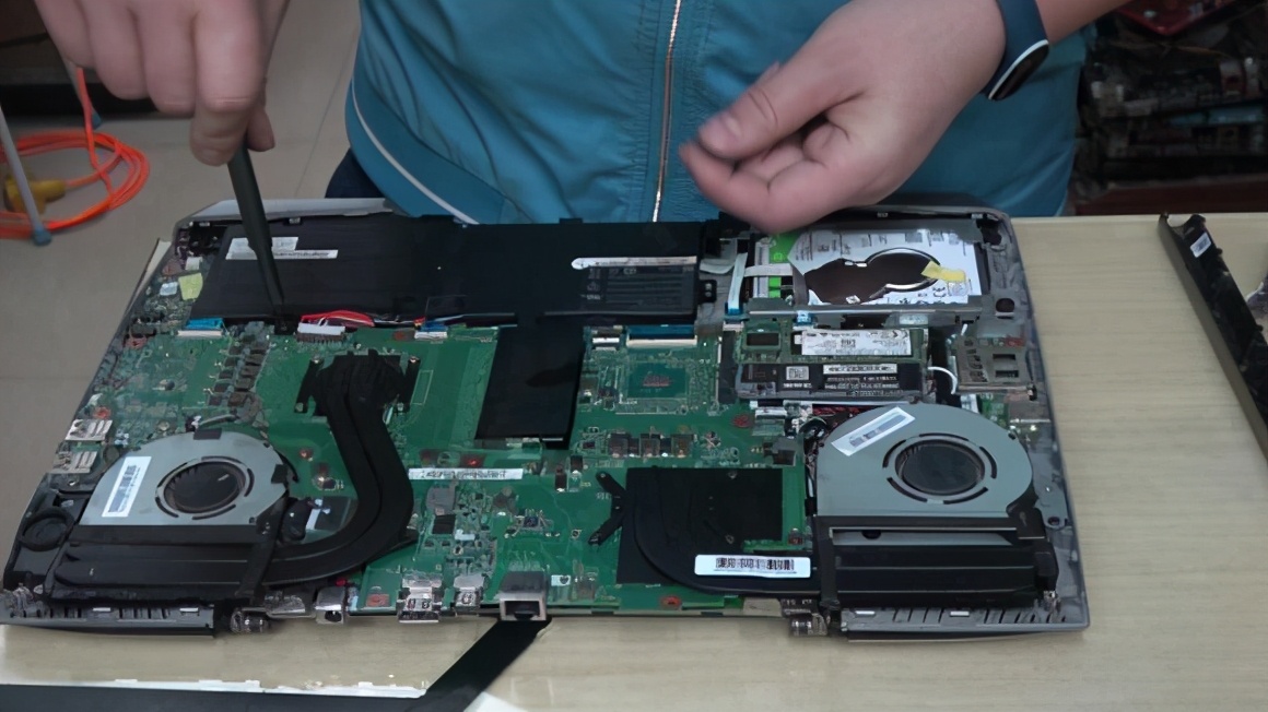 笔记本电脑风扇散热效果不好的处理方案