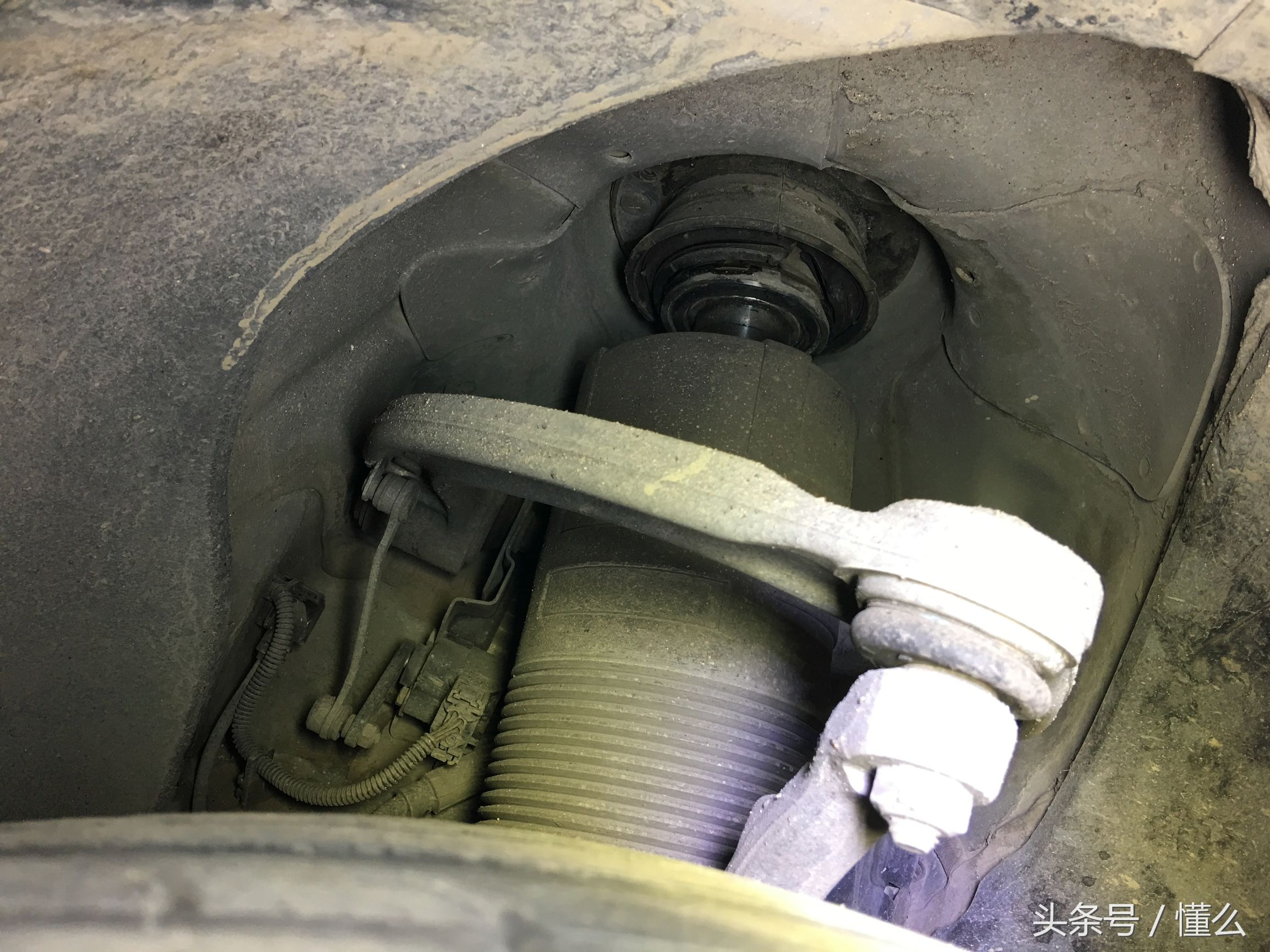 解析经典第八代奔驰S600 气质豪车 唾手可得