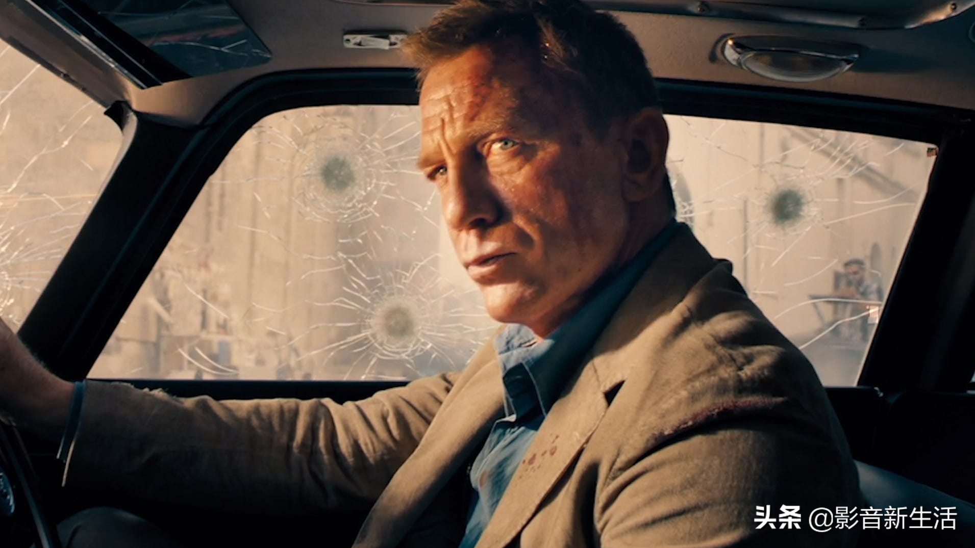 “唱听赏三位一体”飞利浦 B5856 回音壁拓展过年全新家庭娱乐方式