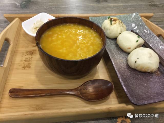 煎师傅王誉喜：用水墨画心思做一款灌汤煎包