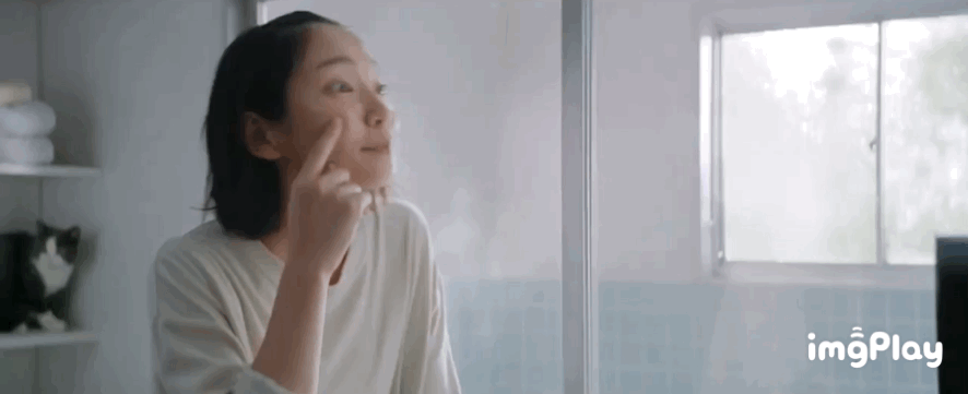 细腻“0毛孔”的年轻肌肤，怡丽丝尔平衡系列太适合年轻人了