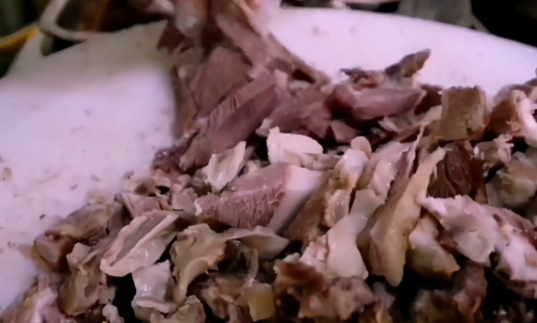 山东18年羊汤馆，光加盟店就有61家，不在单县在莒县