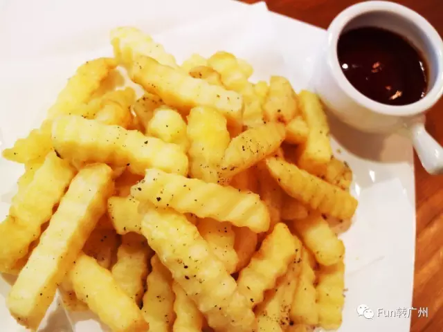 一半一伴咖啡馆，悠闲时光约会你