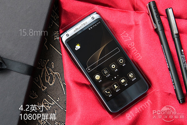 三星万元翻盖旗舰机W2017评测：既奢华又不失特色