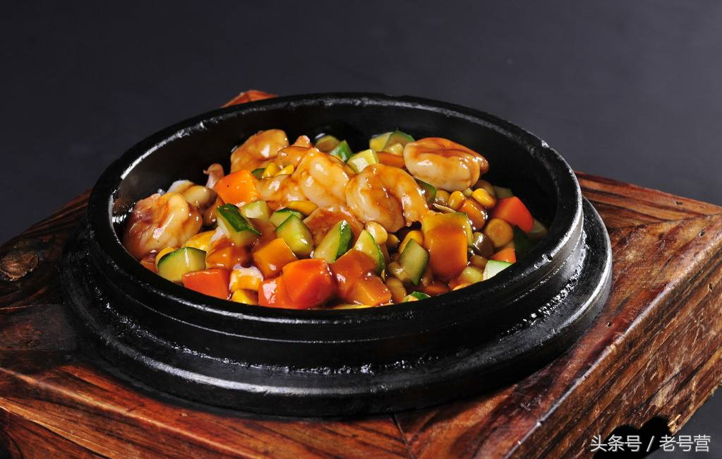 中国传承了2000多年的传统美食——“煲仔饭”