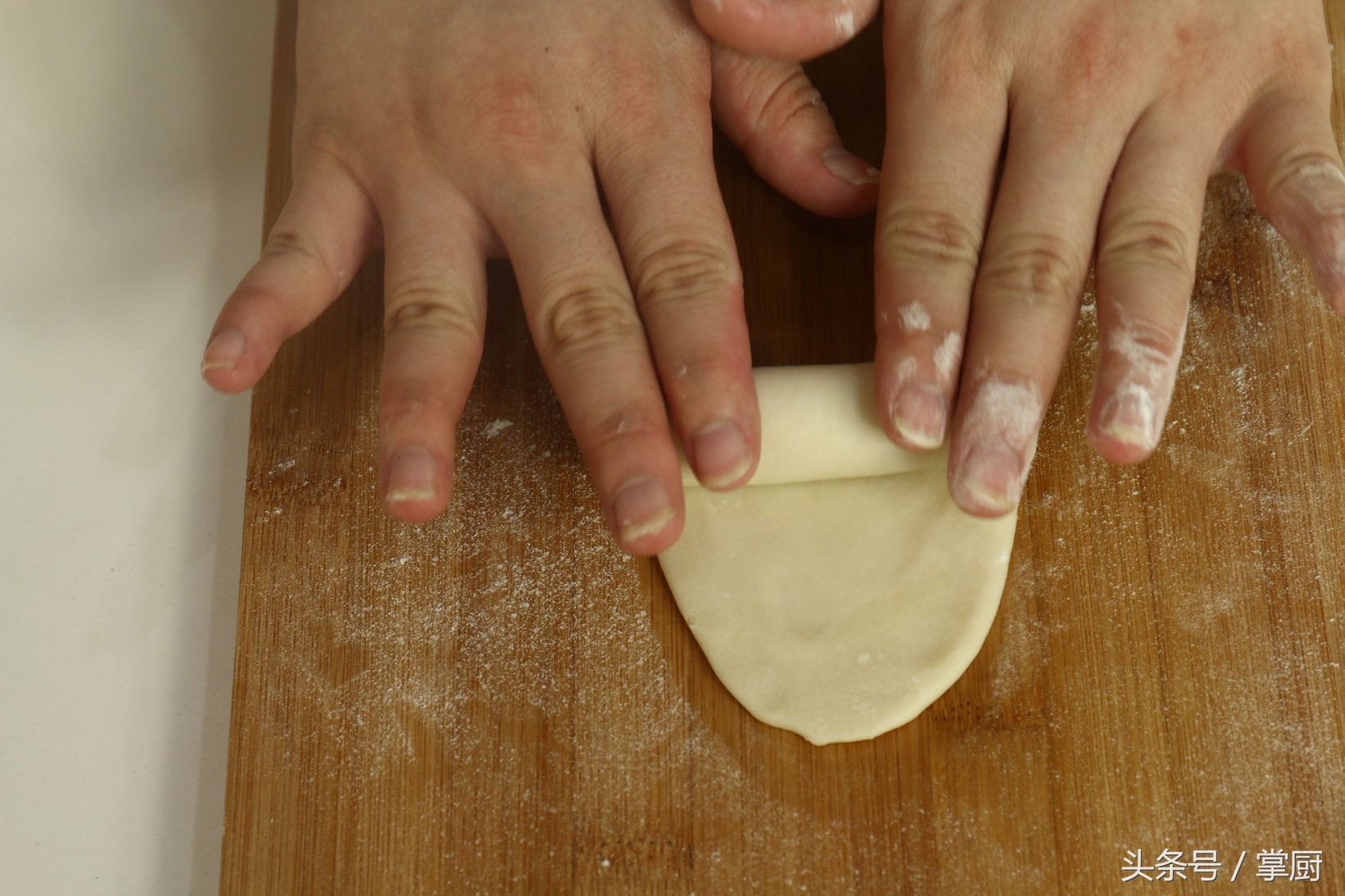 台湾名小吃太阳饼卖那么贵，现在自己在家也能做啦！