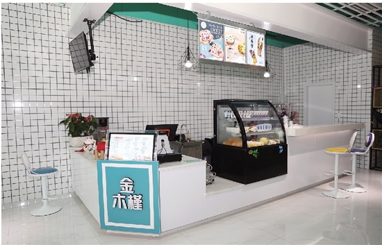 升级版冰淇淋——炒酸奶成为街头新宠