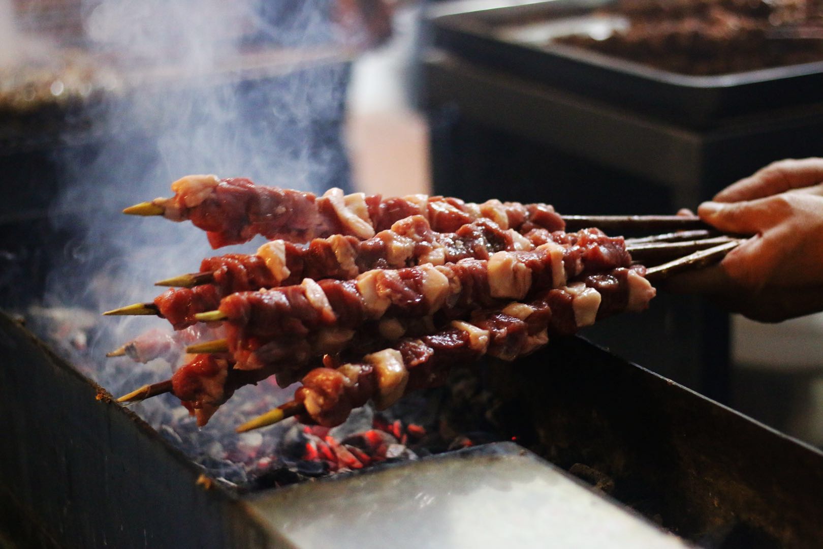 重庆大口吃肉餐馆排行榜：受气牛肉排第一