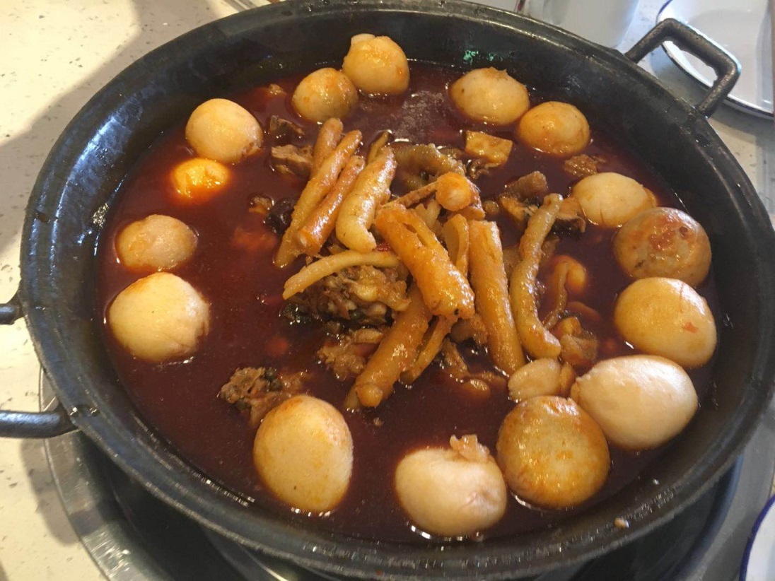 重庆大口吃肉餐馆排行榜：受气牛肉排第一