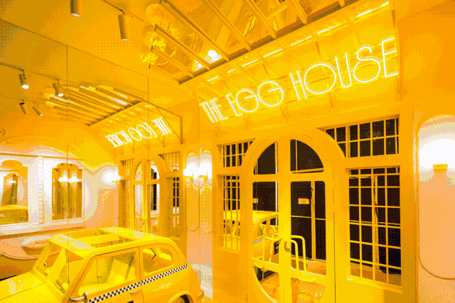 网红店打卡！“场景式消费”为何如此诱人？