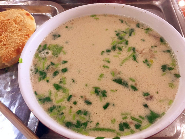 冬天在济南喝羊肉汤，哪里有比较正宗的？