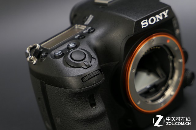 高速度+高像素 索尼全画幅单电A99II评测