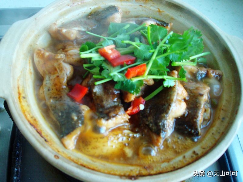 不煎不煮，不加一滴水，一锅焖出来，鱼肉嫩又鲜美，最适合新手做