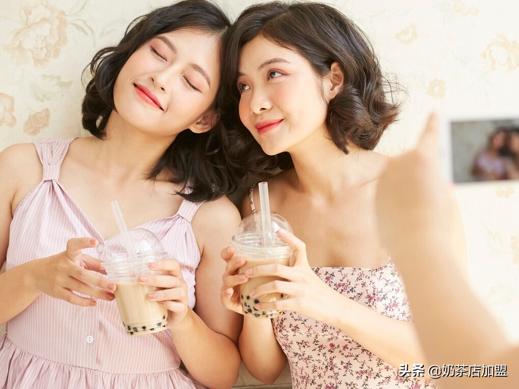 2021年哪些奶茶饮品加盟项目值得投资？全味皇后饮品