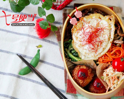 高考饮食很重要，七号便当争当小能手，为同学助威加油！