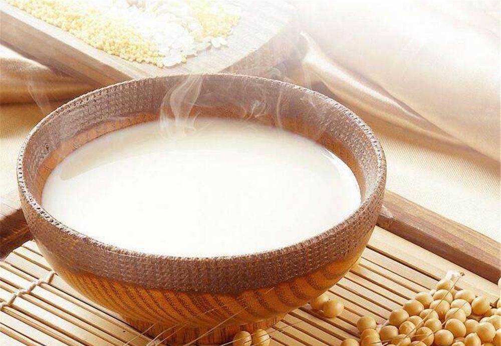 一家生意冷清的豆浆小店，一下子火爆起来，背后有什么内幕？