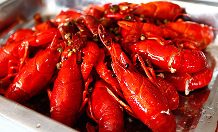 扒上瘾小龙虾 占据夏日点餐半壁江山的扛把子