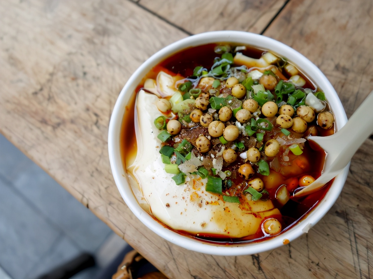 豆浆油条品类赛道：毛利率60%，净利润40%