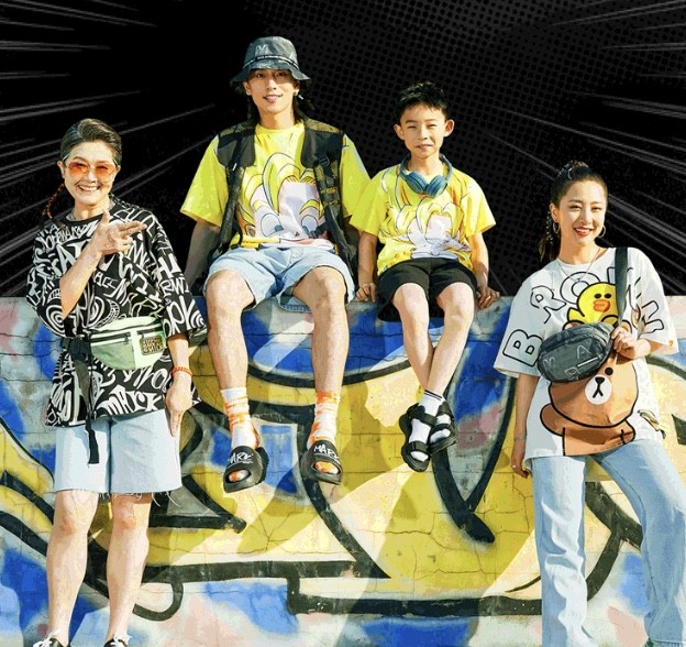 马克华菲夏日潮T，全家出动，吸睛指数爆棚