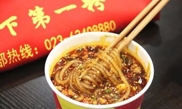 酸辣粉加盟哪家？华飞酸辣粉加盟流程有哪些？