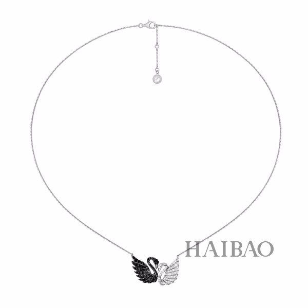 施华洛世奇 (Swarovski) 高级珠宝谱写甜蜜七夕，闪烁珍贵宝石刻下铭心爱情轨迹！