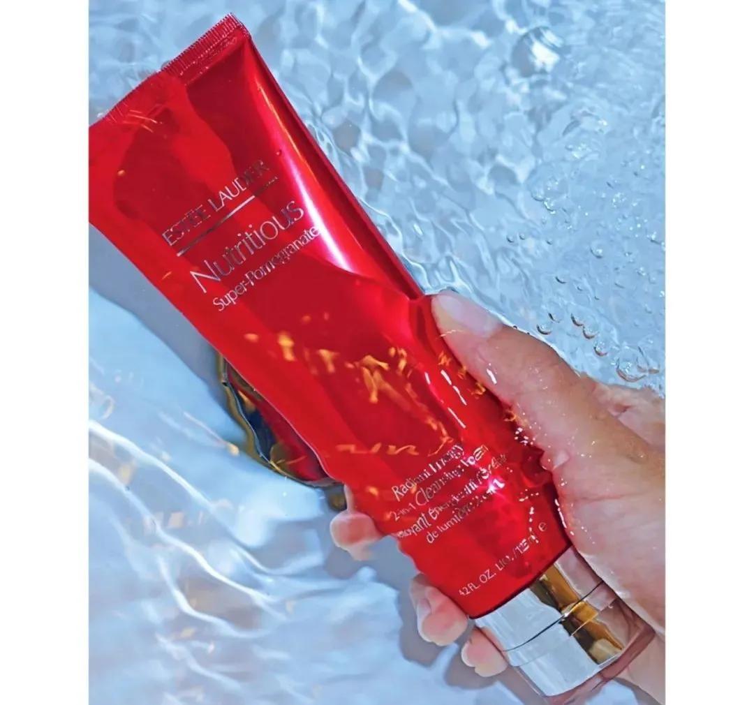 雅诗兰黛红石榴洗面奶，去黄抗氧化一款可以做面膜的洗面奶