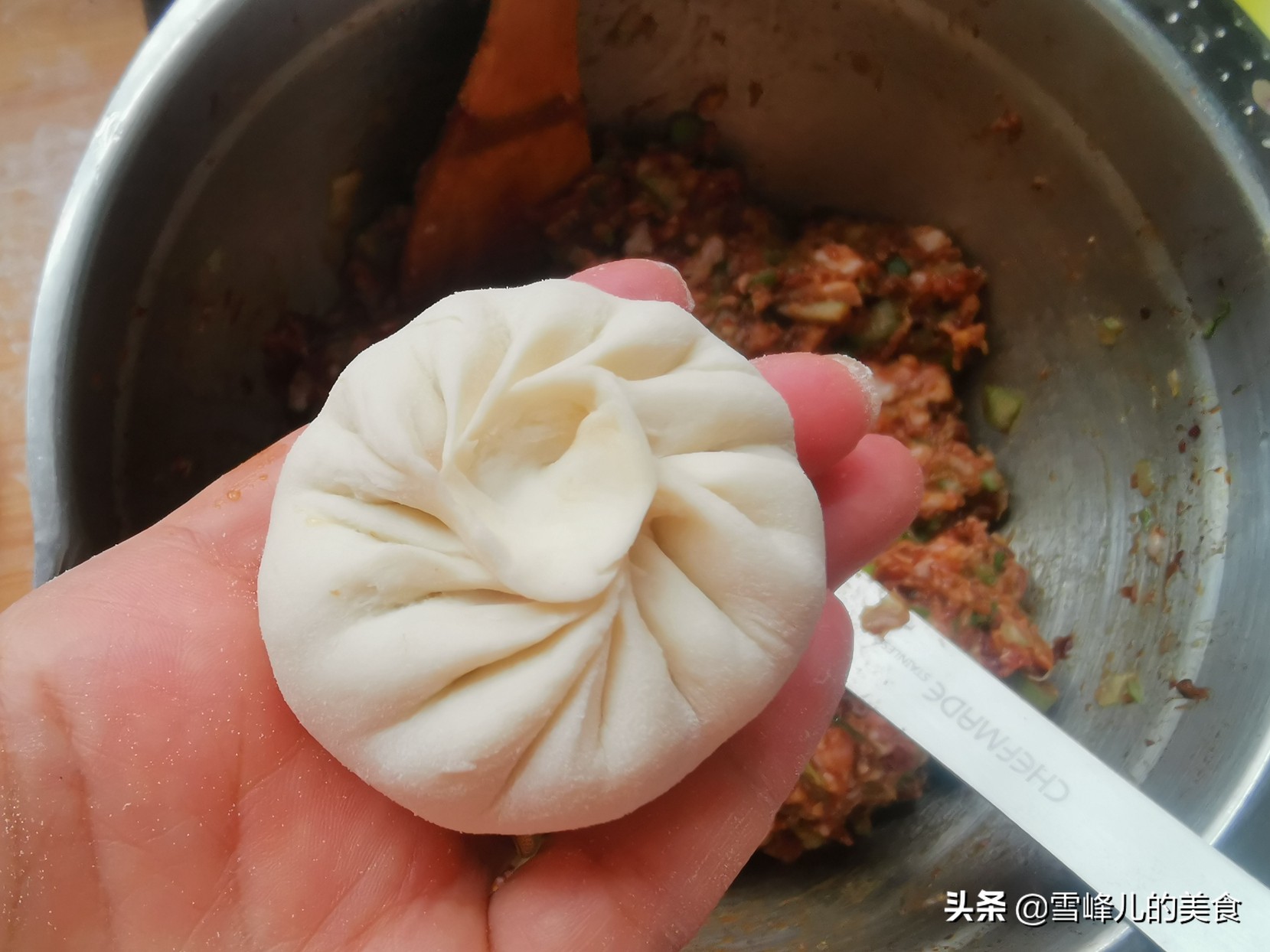 蒸包子不用那么麻烦，一次发酵就成功，暄软好吃不塌陷，真省事啊